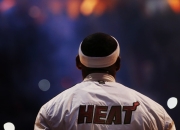 游戏试玩模拟器-欧冠之夜，贝林厄姆的抢七传奇，一记倒钩改写历史