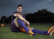 棋牌游戏-米切尔爆发撕裂防线，辽宁硬仗精神克快船启示录