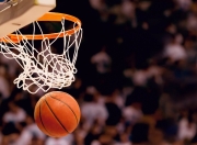 开云官网-赛道上的逆转，雷诺车队碾压迈凯伦，佩雷兹高光表现改写格局