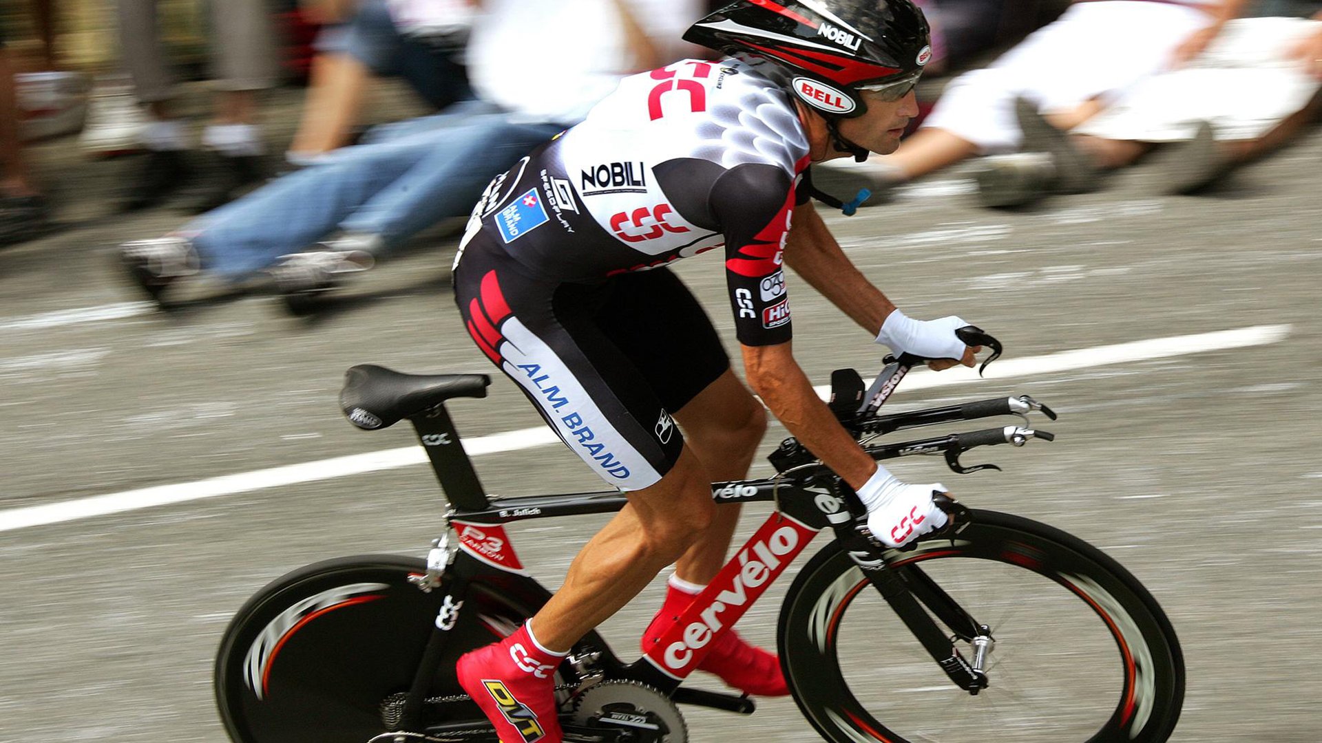 莱奥，大场面先生！安哥拉对阵比利时，他如何成为比赛的关键先生？