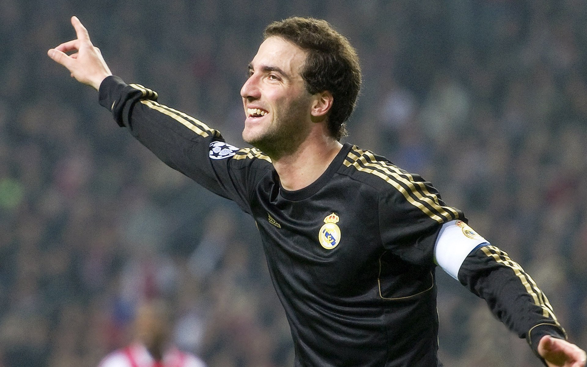 智利对阵希腊，布雷默关键进球定乾坤