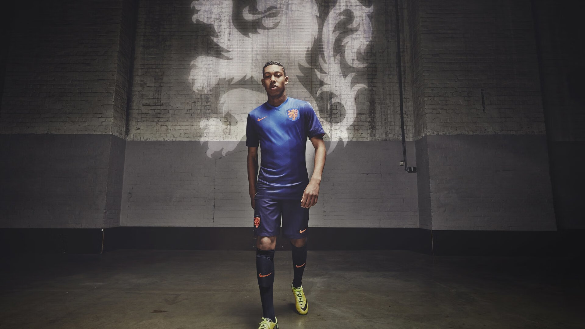 坎特持续制造杀伤，葡萄牙式曼联如何破解蓝军铁壁？